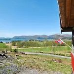 Lenebu By Interhome